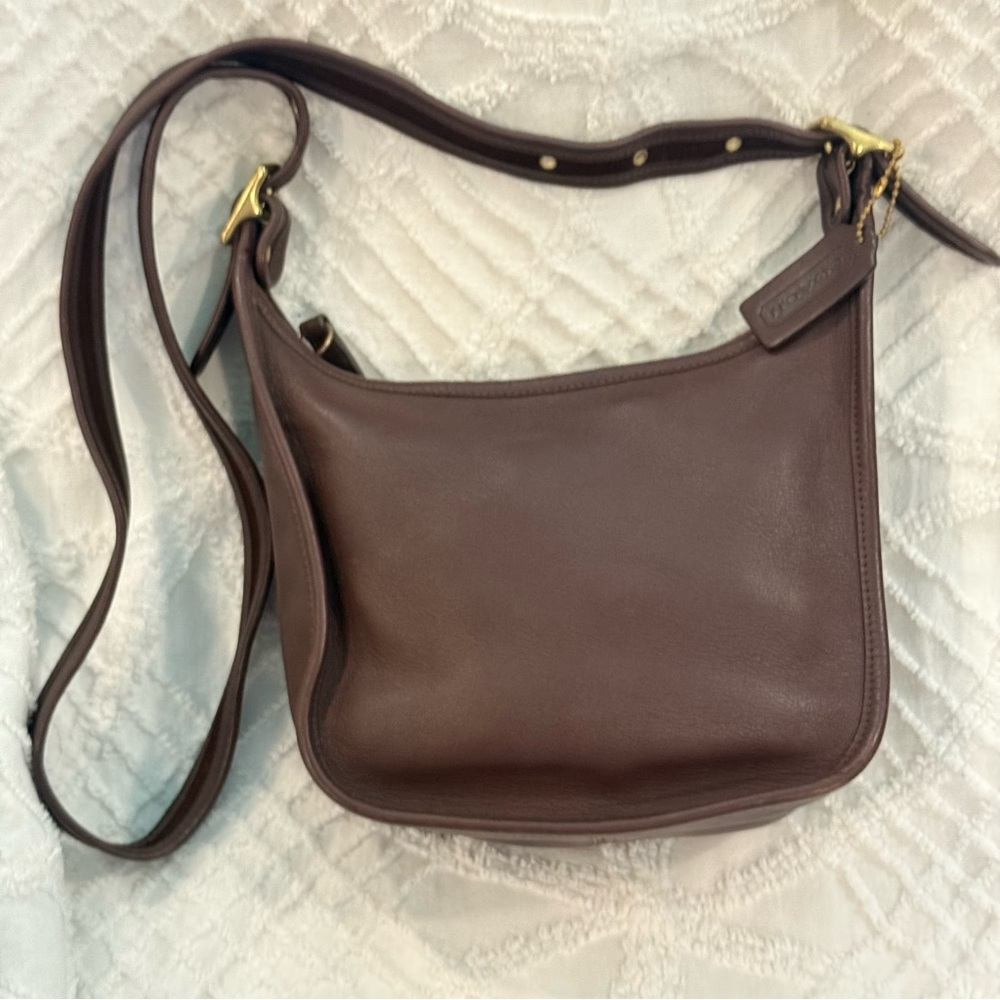 Coach 9950 Janice Legacy  Brown Leather Shoulder Bag crossbody vintage